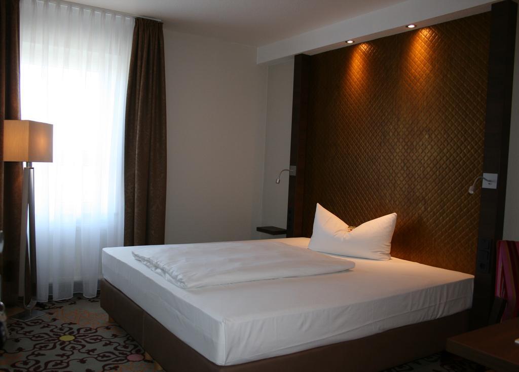 Hotel Parqeo Im A66 Gelnhausen Exterior foto